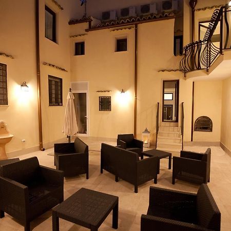סירקוזה Italiana Resort Maniace מראה חיצוני תמונה