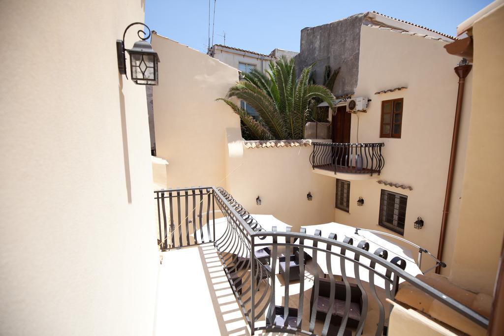 סירקוזה Italiana Resort Maniace מראה חיצוני תמונה